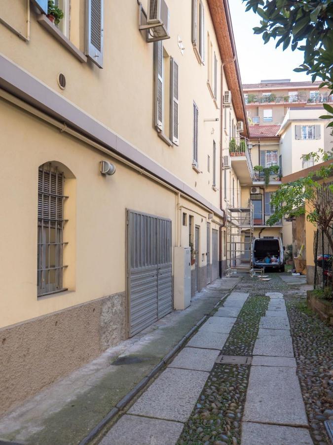 The Best Rent - Studio Nearby Sant'Agostino Metro ミラノ エクステリア 写真